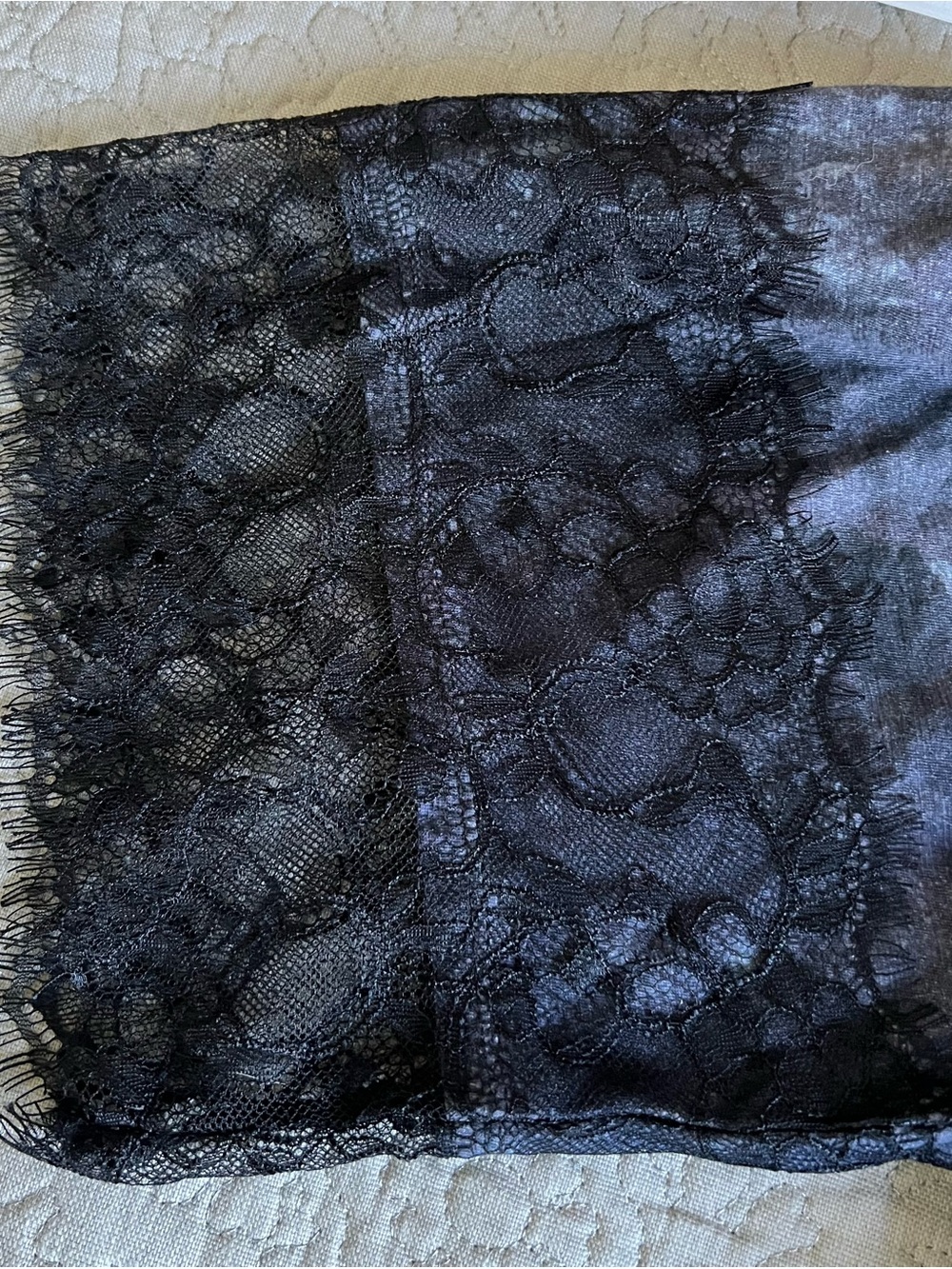 Pilcro Black & Gray Lace-Sleeve Tee ~ L - Picture 5 of 8